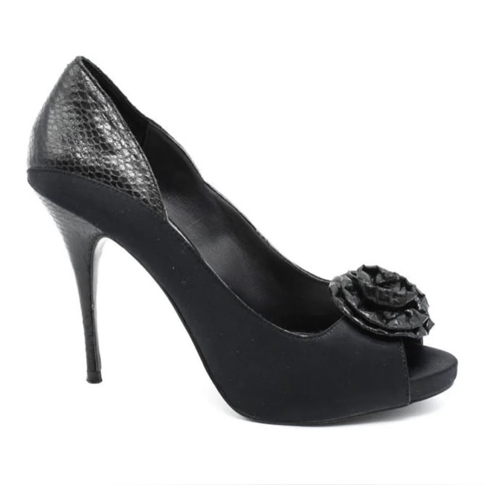 Steve Madden Black Satin Luxe Daisy Pumps - NWOT